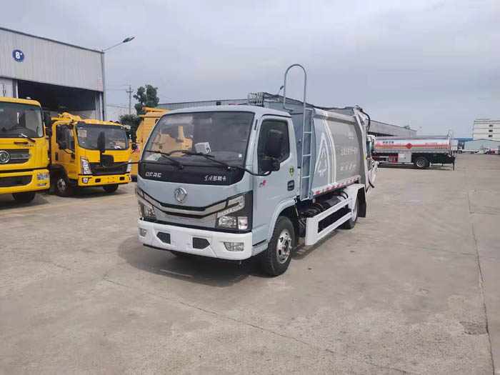 國六6方東風(fēng)多利卡壓縮垃圾車