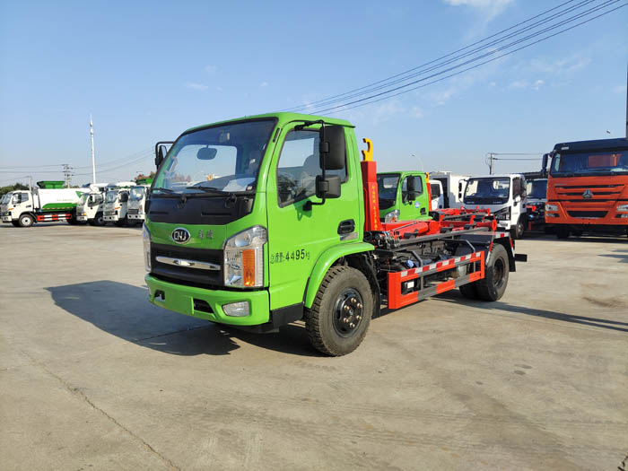 國六藍牌5方南駿勾臂垃圾車